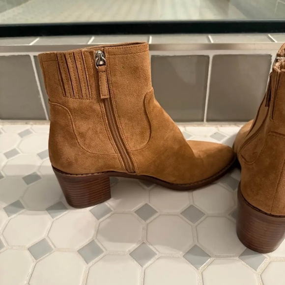 JCrew Booties - Picture 4 of 4